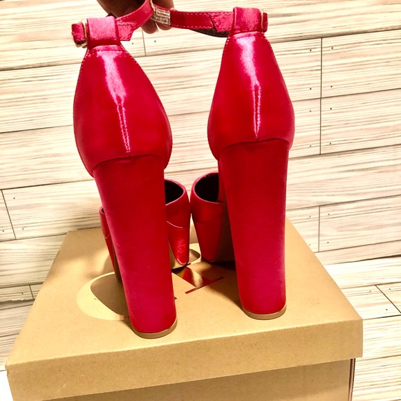 Pink satin glamorous rhinestone embellished platform heels women’s size 8 - Picture 5 of 6